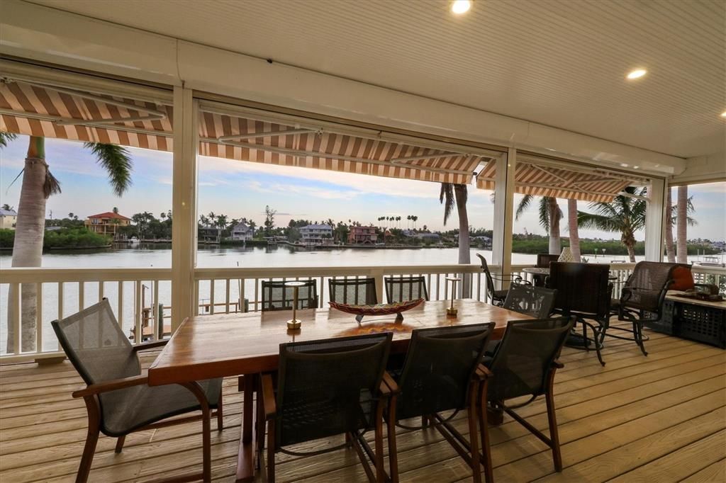 На продажу: $4,185,000 (4 спален, 4 ванн, 4537 Квадратных фут)