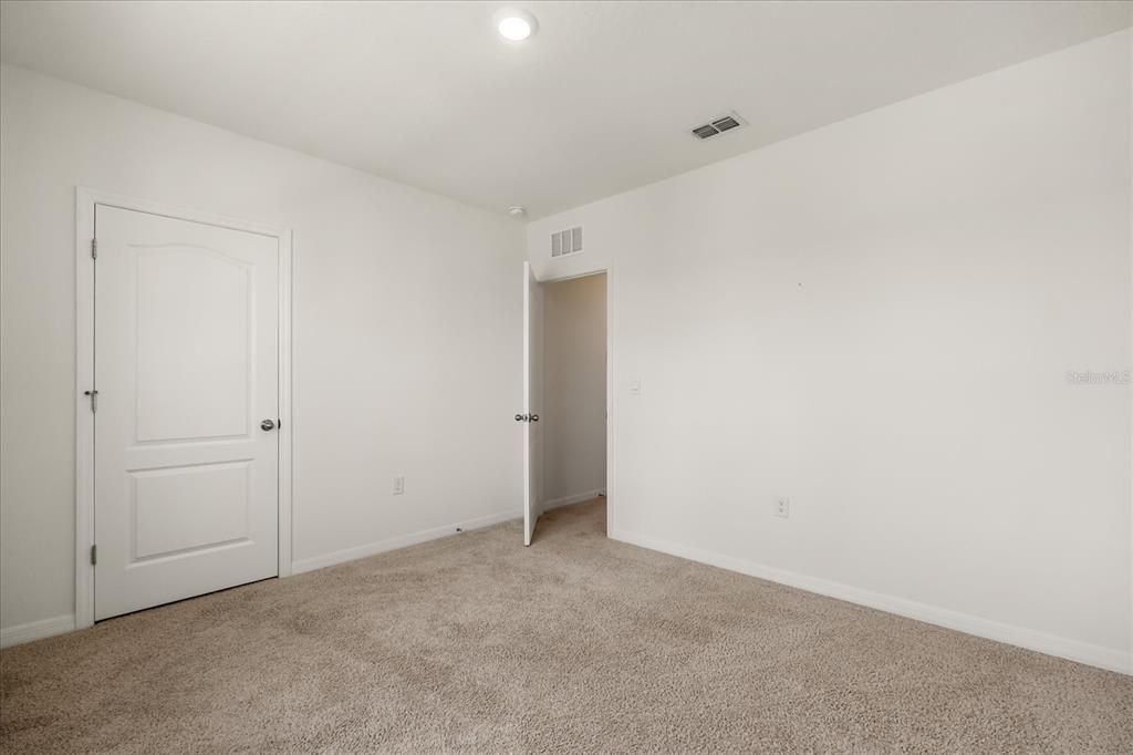 待售: $439,900 (5 贝兹, 3 浴室, 2626 平方英尺)