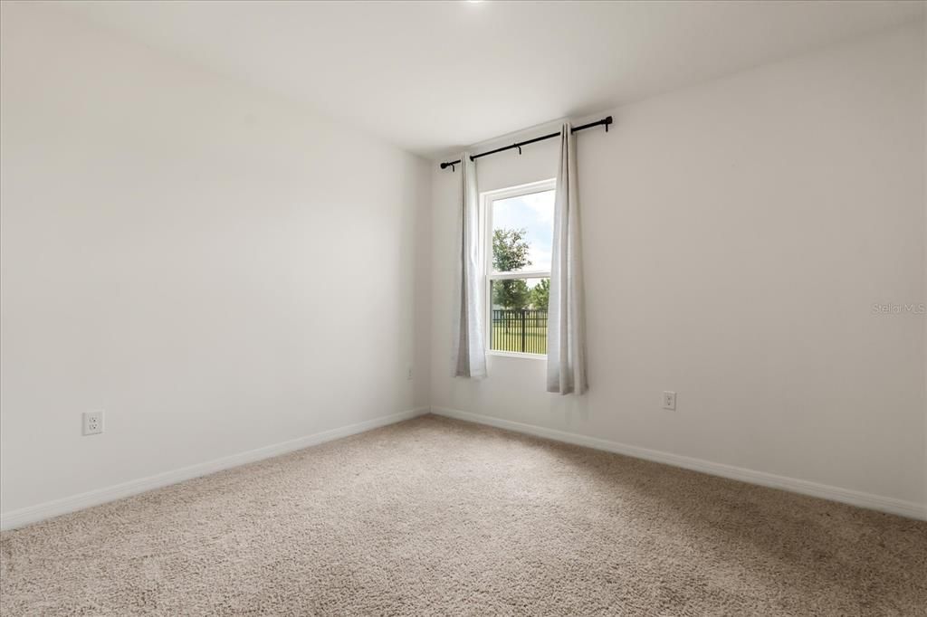 待售: $439,900 (5 贝兹, 3 浴室, 2626 平方英尺)