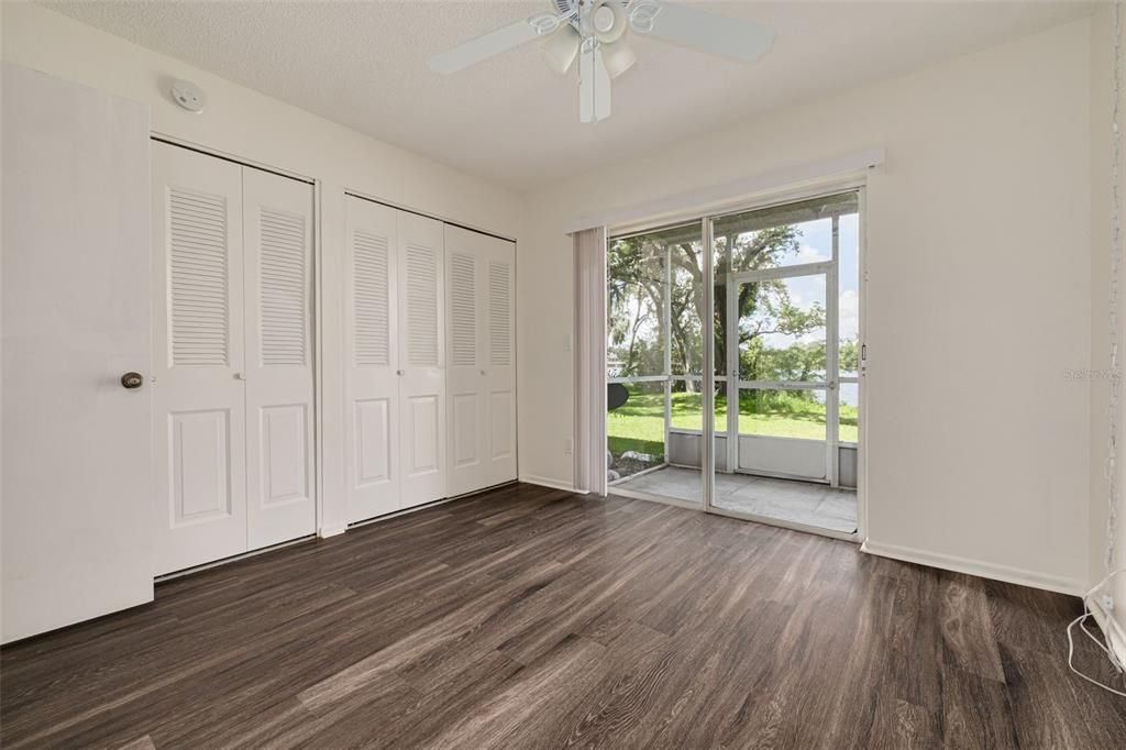 合同活跃: $79,000 (1 贝兹, 1 浴室, 504 平方英尺)