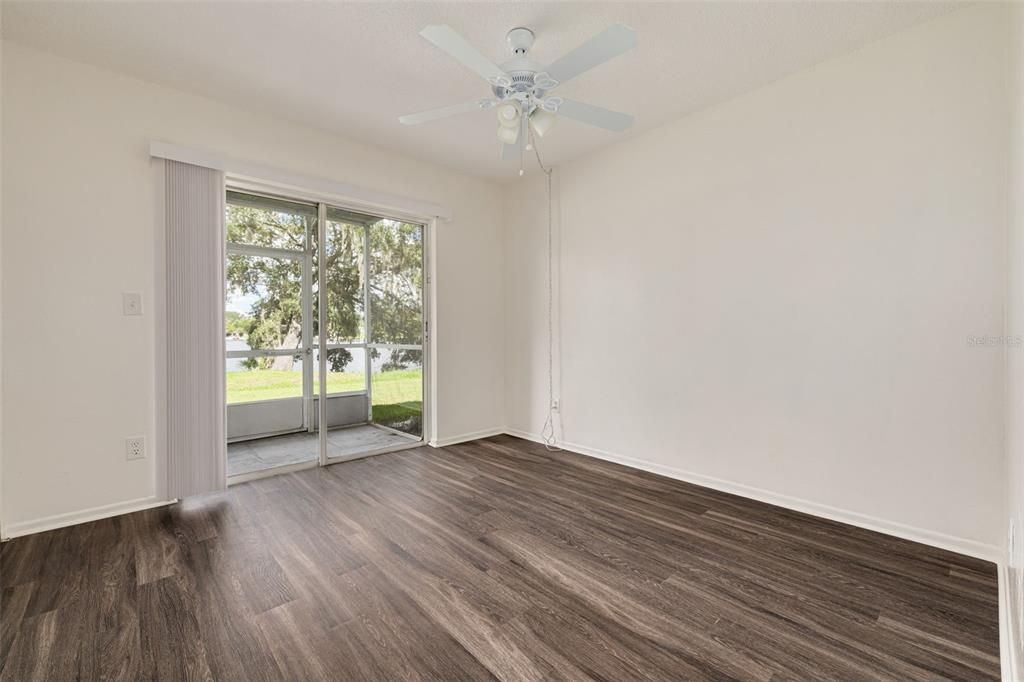 合同活跃: $79,000 (1 贝兹, 1 浴室, 504 平方英尺)