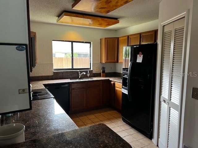 Active With Contract: $360,000 (4 beds, 3 baths, 2370 Square Feet)