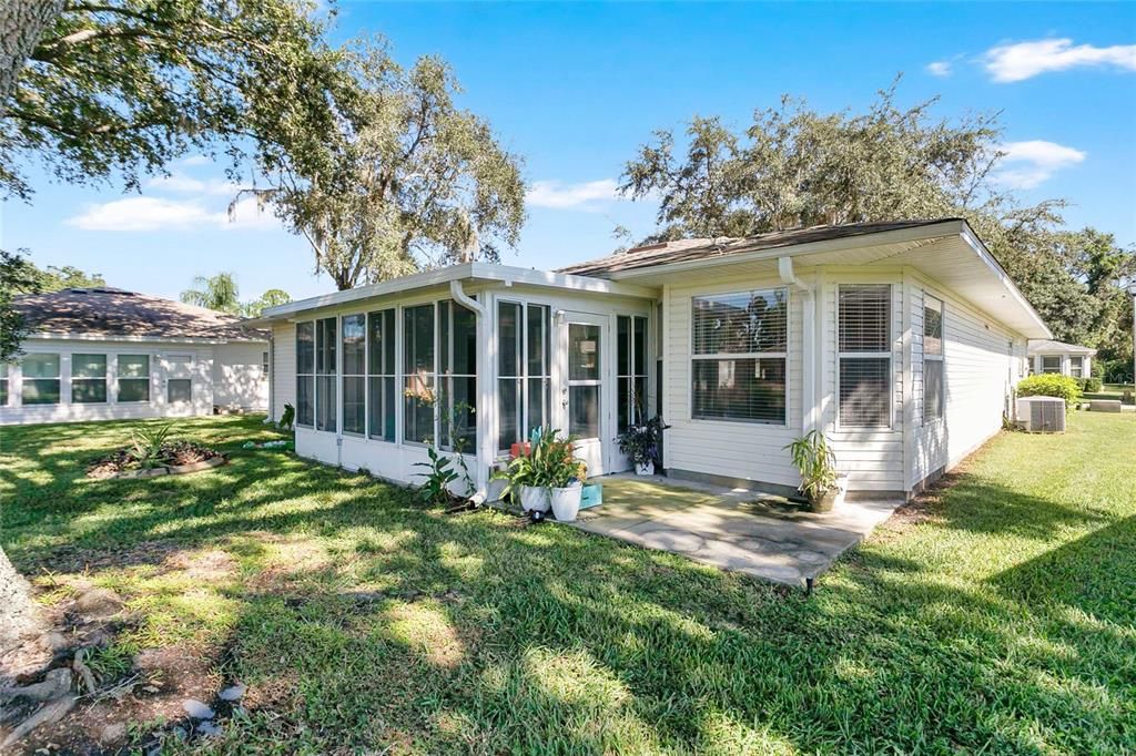 На продажу: $245,000 (3 спален, 2 ванн, 1685 Квадратных фут)