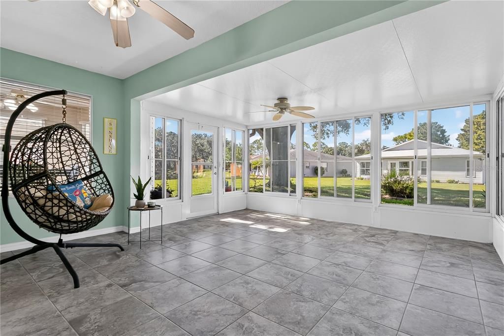 На продажу: $245,000 (3 спален, 2 ванн, 1685 Квадратных фут)