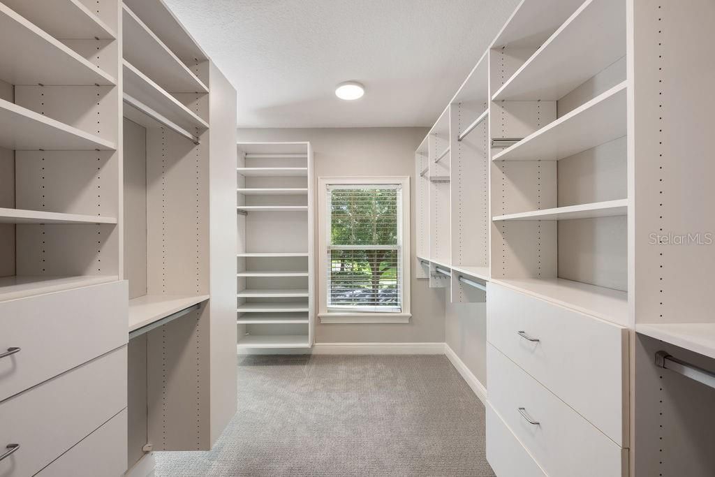 For Sale: $2,145,000 (4 beds, 4 baths, 4013 Square Feet)