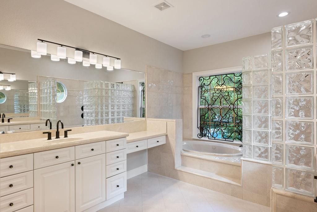 For Sale: $2,145,000 (4 beds, 4 baths, 4013 Square Feet)