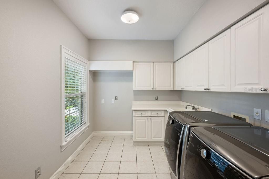 For Sale: $2,145,000 (4 beds, 4 baths, 4013 Square Feet)