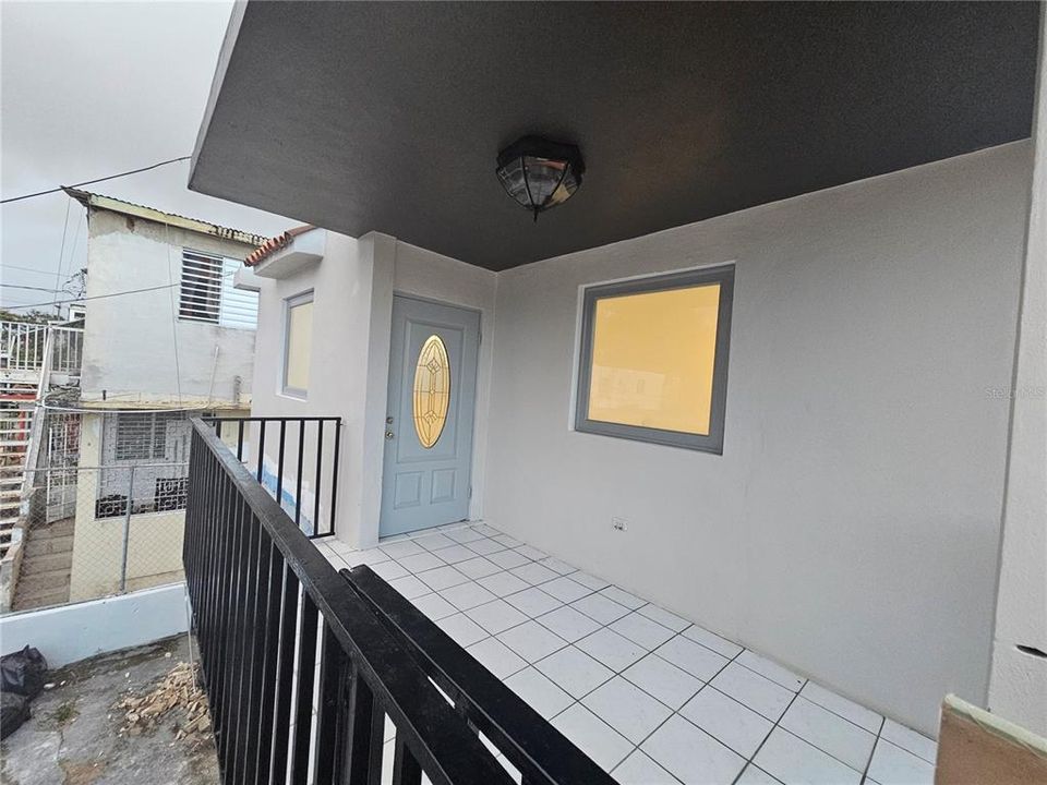 В аренду: $1,100 (3 спален, 1 ванн, 900 Квадратных фут)