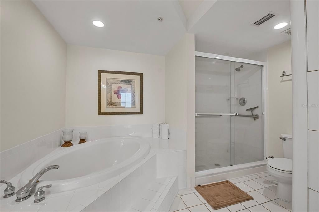 待售: $650,000 (3 贝兹, 3 浴室, 2290 平方英尺)