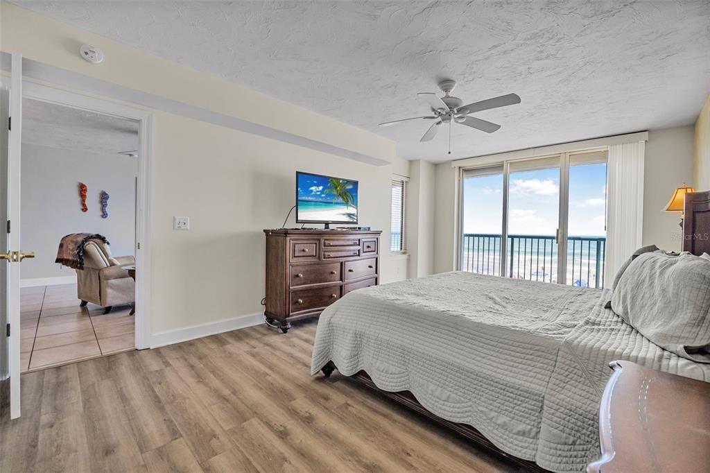 待售: $650,000 (3 贝兹, 3 浴室, 2290 平方英尺)