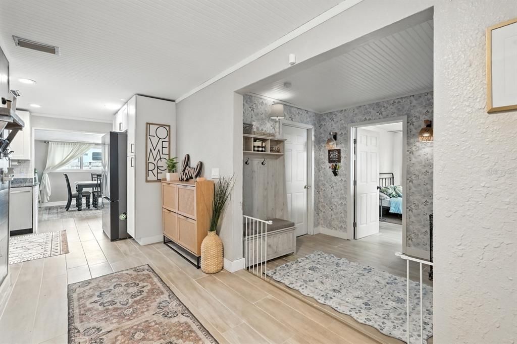 待售: $360,000 (5 贝兹, 2 浴室, 1608 平方英尺)