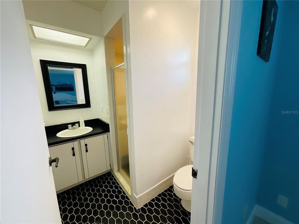 待售: $545,500 (3 贝兹, 2 浴室, 1407 平方英尺)