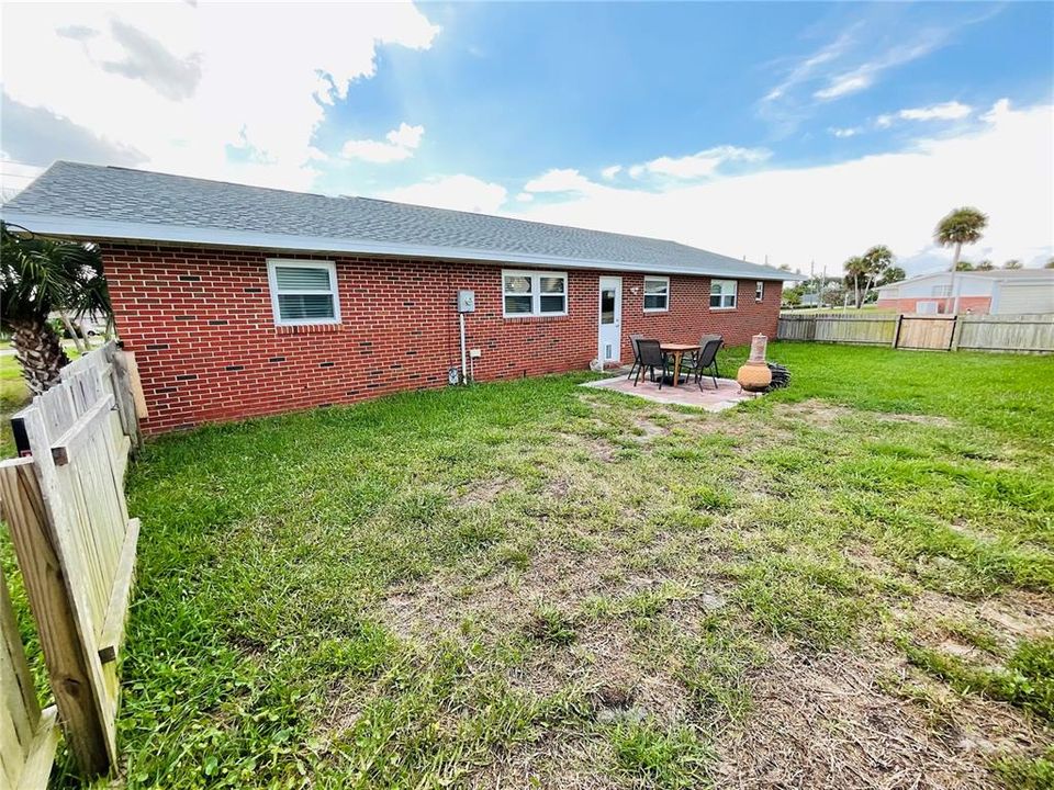 待售: $545,500 (3 贝兹, 2 浴室, 1407 平方英尺)