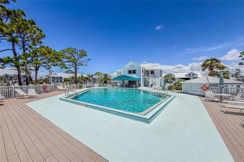 For Sale: $185,000 (2 beds, 2 baths, 1092 Square Feet)