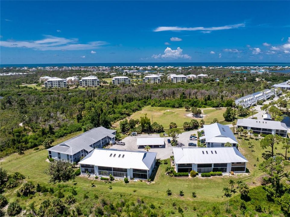 For Sale: $185,000 (2 beds, 2 baths, 1092 Square Feet)