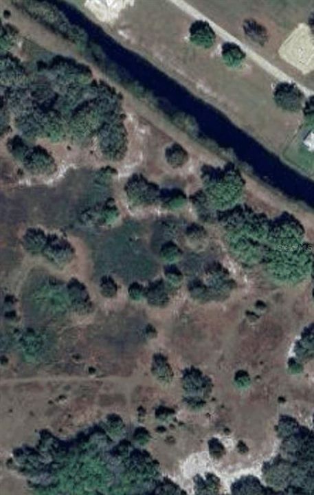 待售: $15,500 (0.39 acres)