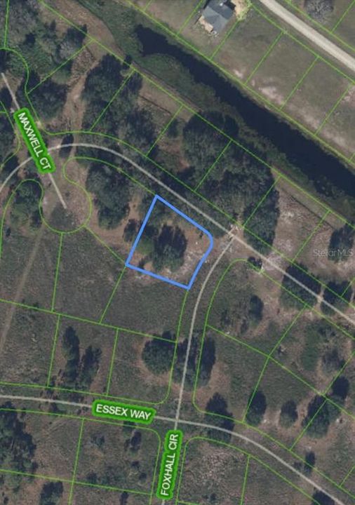 待售: $15,500 (0.39 acres)