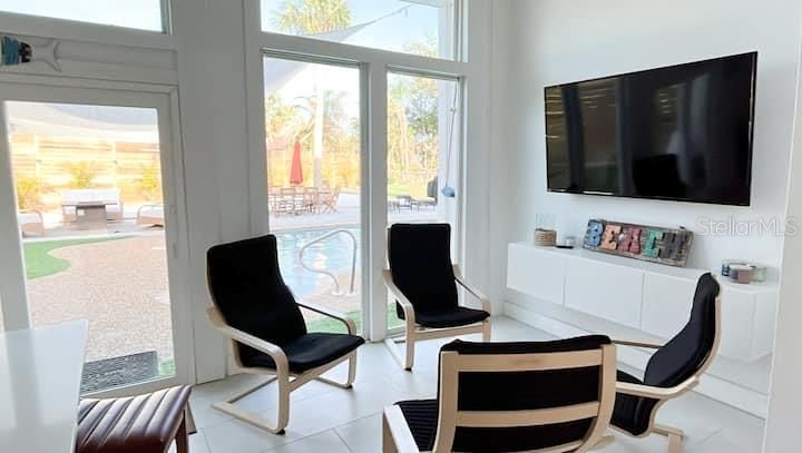 For Sale: $1,169,000 (4 beds, 4 baths, 3497 Square Feet)