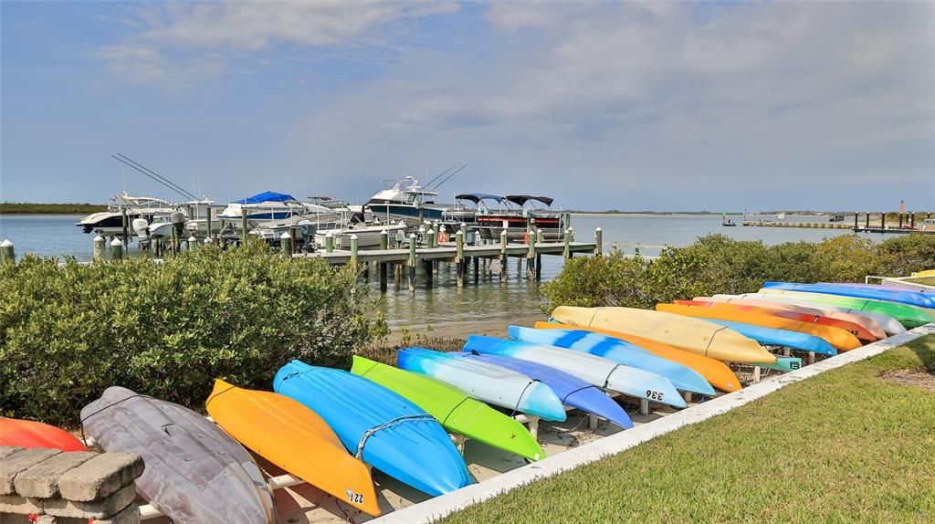 For Sale: $450,000 (2 beds, 2 baths, 1158 Square Feet)