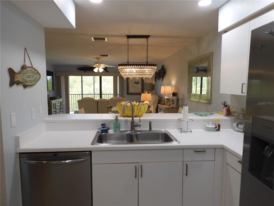 For Sale: $450,000 (2 beds, 2 baths, 1158 Square Feet)