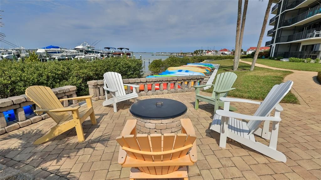 For Sale: $450,000 (2 beds, 2 baths, 1158 Square Feet)