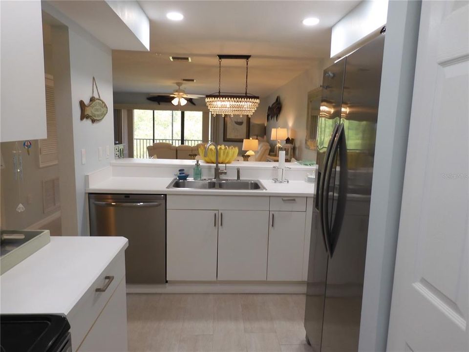 For Sale: $450,000 (2 beds, 2 baths, 1158 Square Feet)