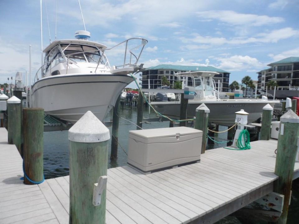 For Sale: $450,000 (2 beds, 2 baths, 1158 Square Feet)