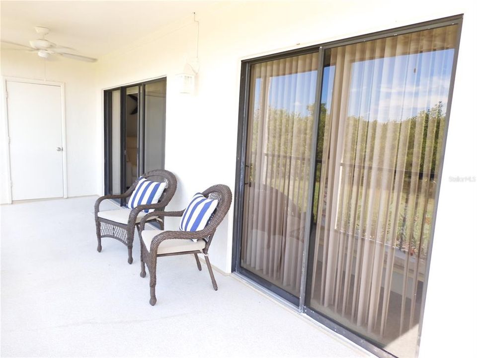 For Sale: $450,000 (2 beds, 2 baths, 1158 Square Feet)