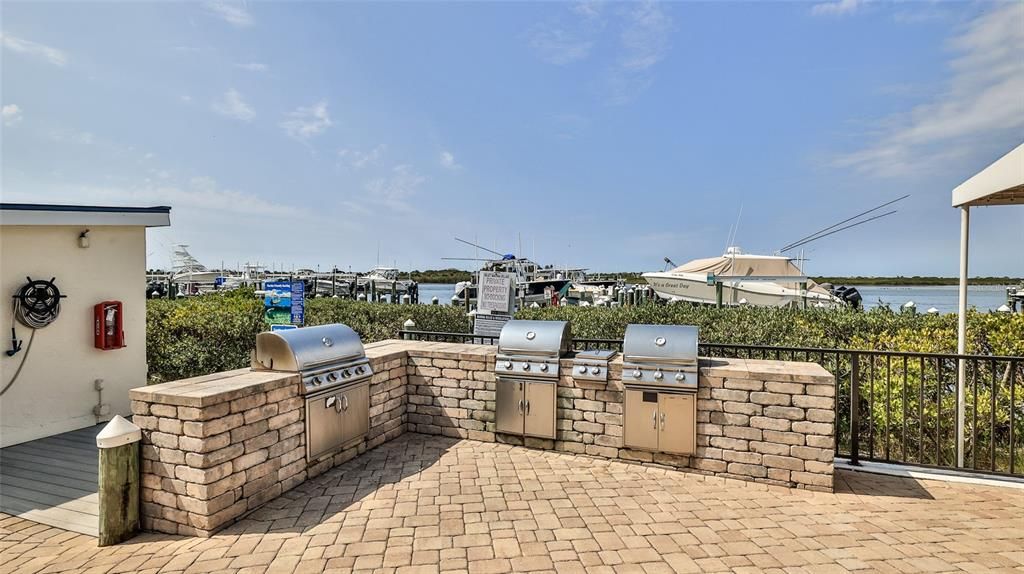 For Sale: $450,000 (2 beds, 2 baths, 1158 Square Feet)