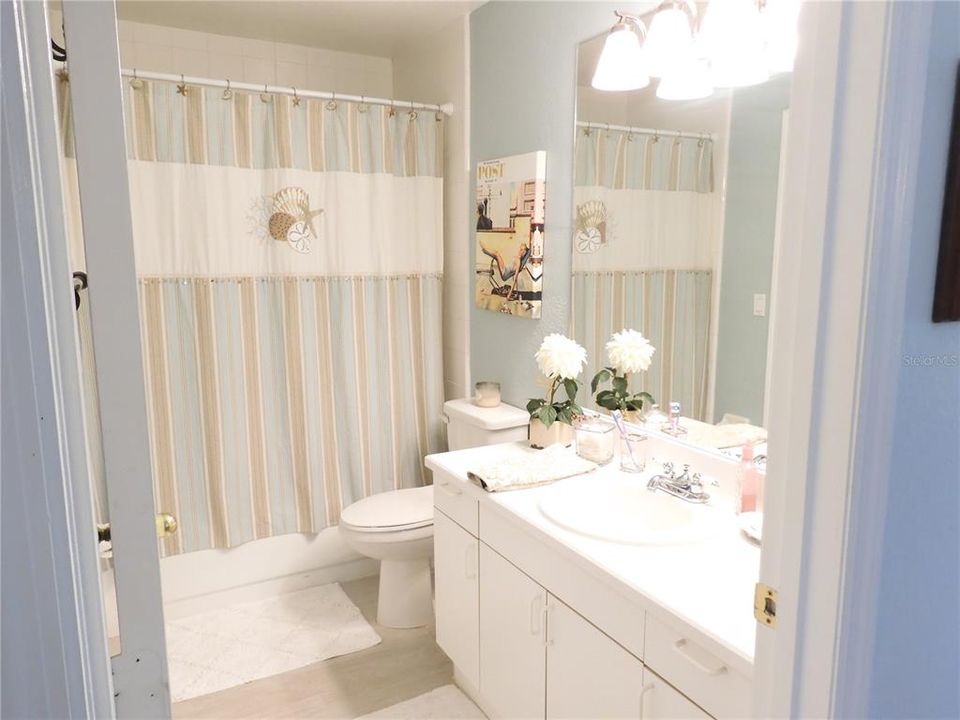 For Sale: $450,000 (2 beds, 2 baths, 1158 Square Feet)