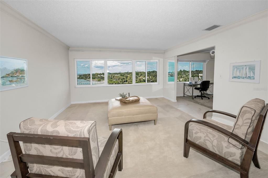 For Sale: $434,900 (2 beds, 2 baths, 1440 Square Feet)