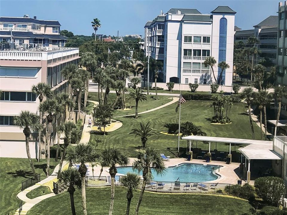 For Sale: $434,900 (2 beds, 2 baths, 1440 Square Feet)