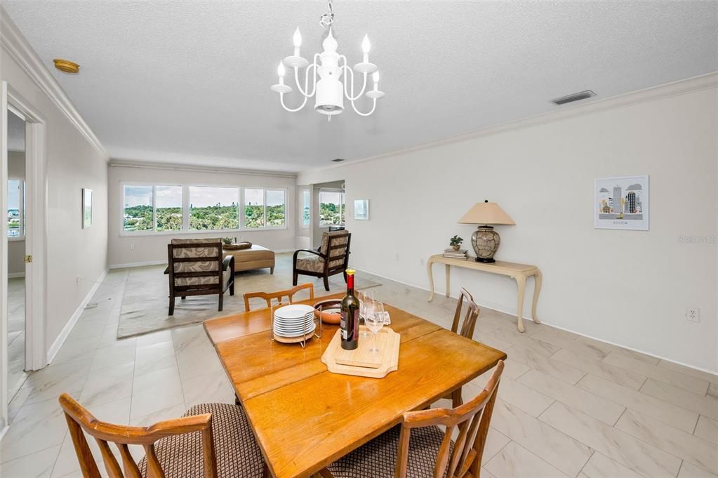 For Sale: $434,900 (2 beds, 2 baths, 1440 Square Feet)