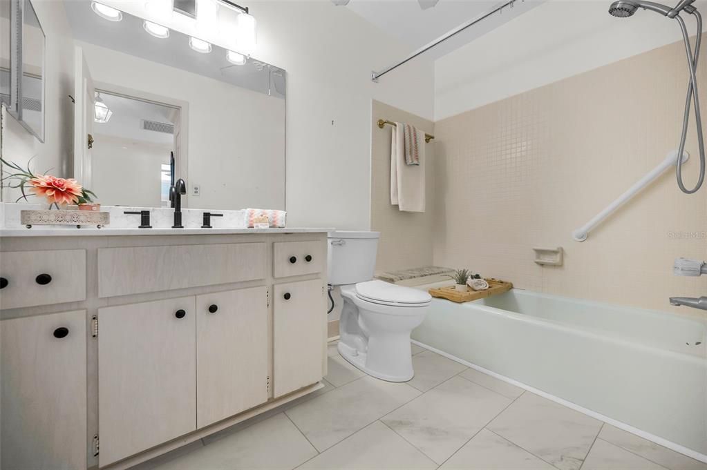 For Sale: $434,900 (2 beds, 2 baths, 1440 Square Feet)