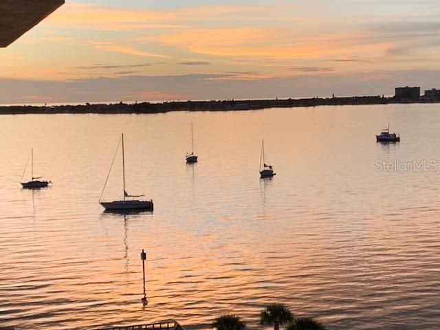 For Sale: $434,900 (2 beds, 2 baths, 1440 Square Feet)