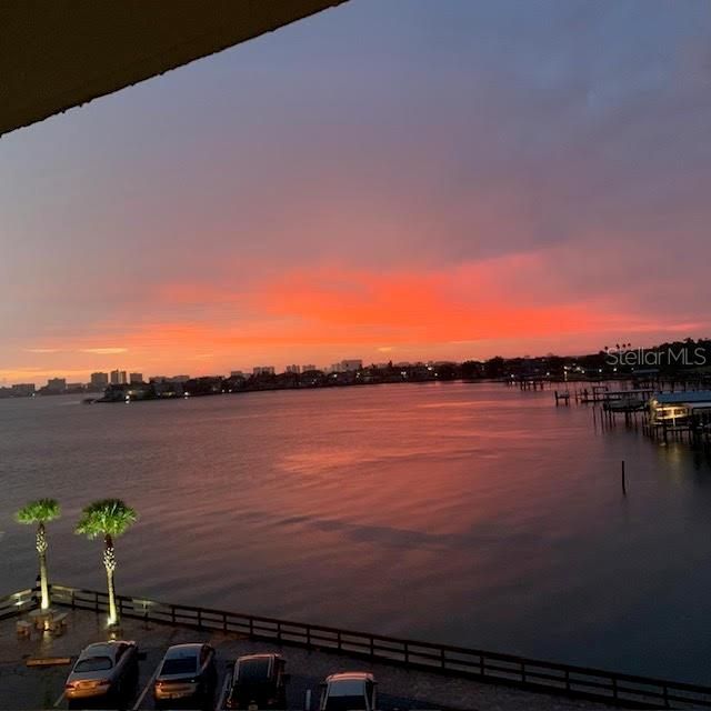 For Sale: $434,900 (2 beds, 2 baths, 1440 Square Feet)