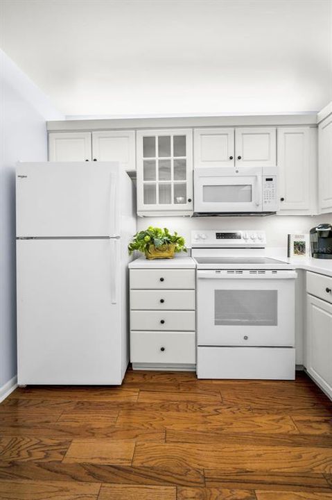 For Sale: $434,900 (2 beds, 2 baths, 1440 Square Feet)