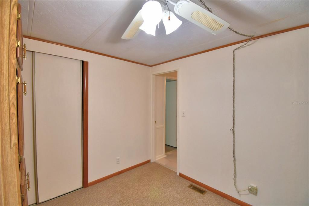 Под контрактом: $169,900 (3 спален, 2 ванн, 1456 Квадратных фут)