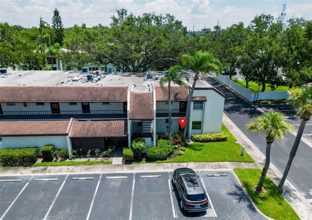 待售: $168,000 (2 贝兹, 2 浴室, 910 平方英尺)