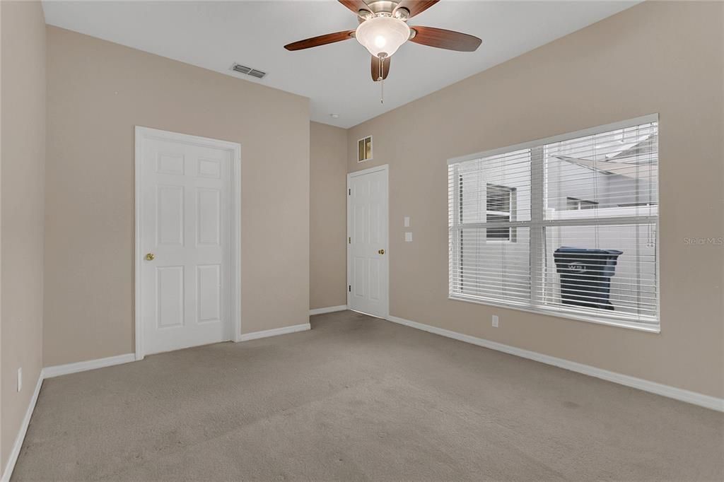 出租: $2,150 (4 贝兹, 2 浴室, 1706 平方英尺)