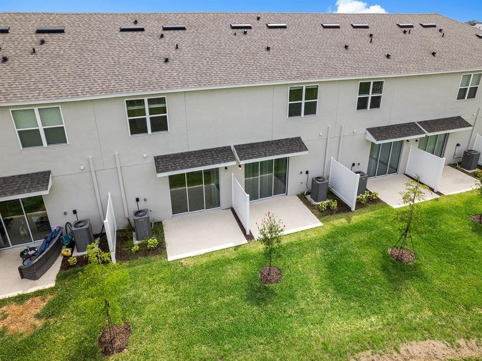 For Rent: $2,400 (3 beds, 2 baths, 1417 Square Feet)