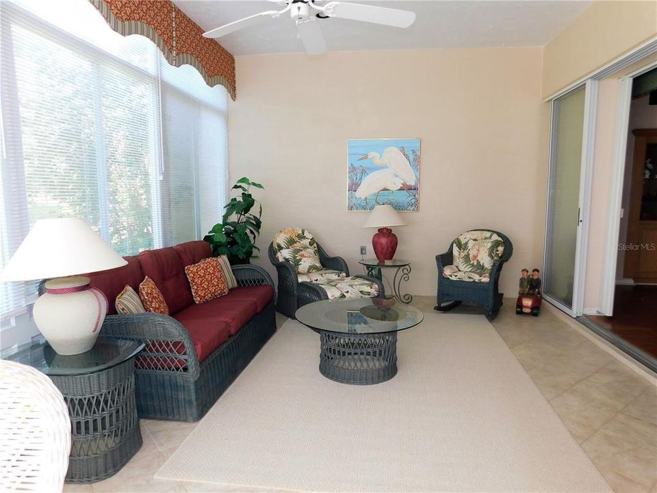 En Renta: $3,000 (3 camas, 2 baños, 2404 Pies cuadrados)