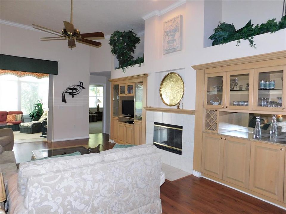 En Renta: $3,000 (3 camas, 2 baños, 2404 Pies cuadrados)