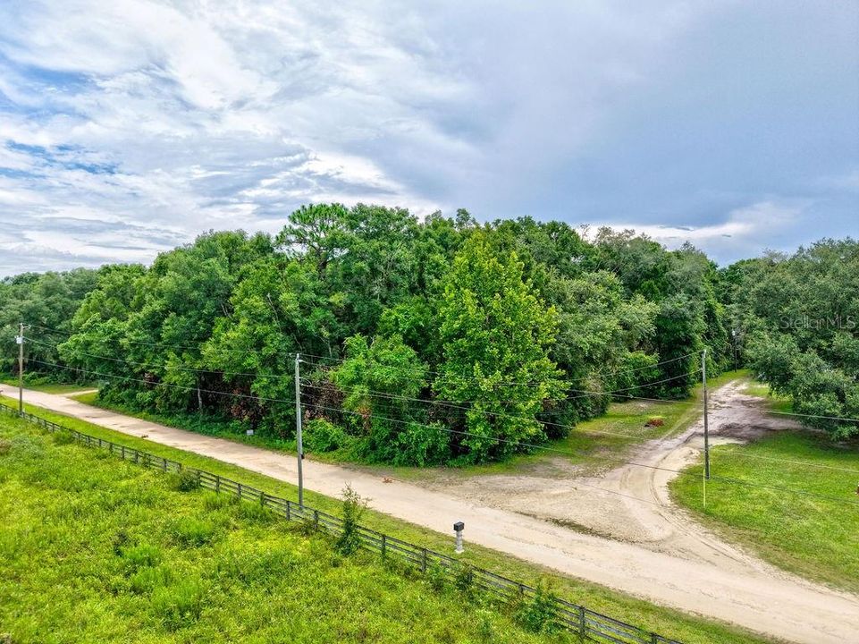 待售: $16,499 (0.67 acres)