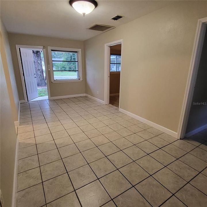 Active With Contract: $249,000 (4 beds, 1 baths, 1644 Square Feet)