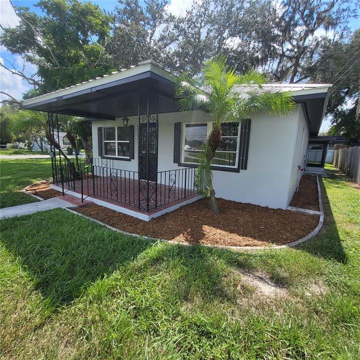 Active With Contract: $249,000 (4 beds, 1 baths, 1644 Square Feet)