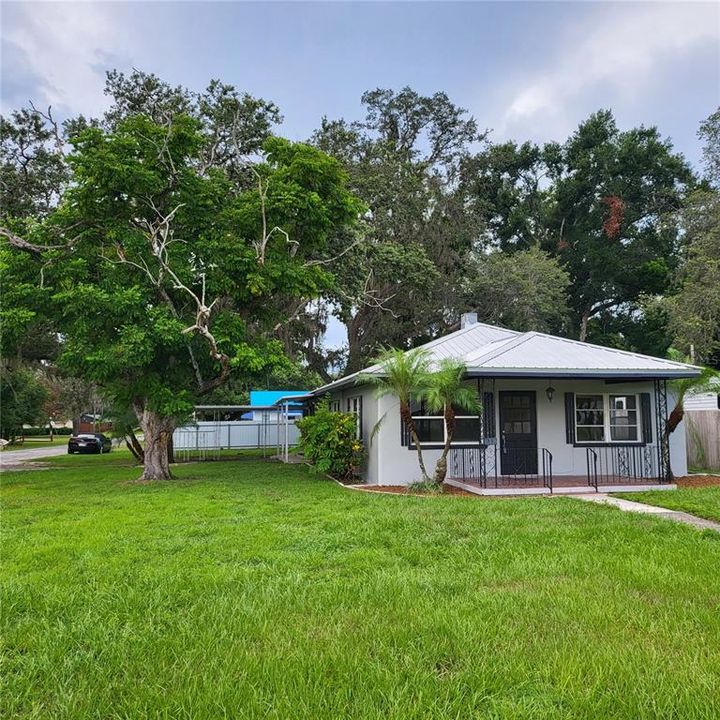 Active With Contract: $249,000 (4 beds, 1 baths, 1644 Square Feet)