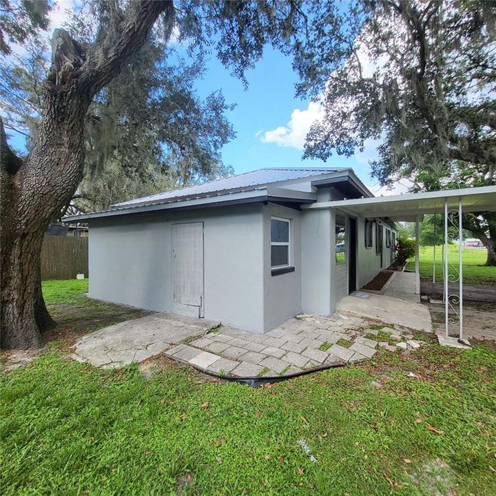 Active With Contract: $249,000 (4 beds, 1 baths, 1644 Square Feet)