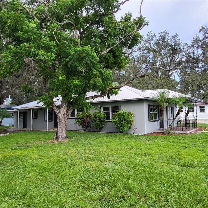 Active With Contract: $249,000 (4 beds, 1 baths, 1644 Square Feet)