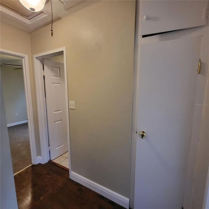 Active With Contract: $249,000 (4 beds, 1 baths, 1644 Square Feet)